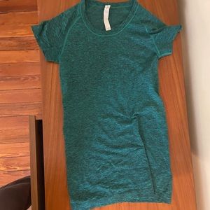 Lululemon swiftly short sleeve top in green/teal